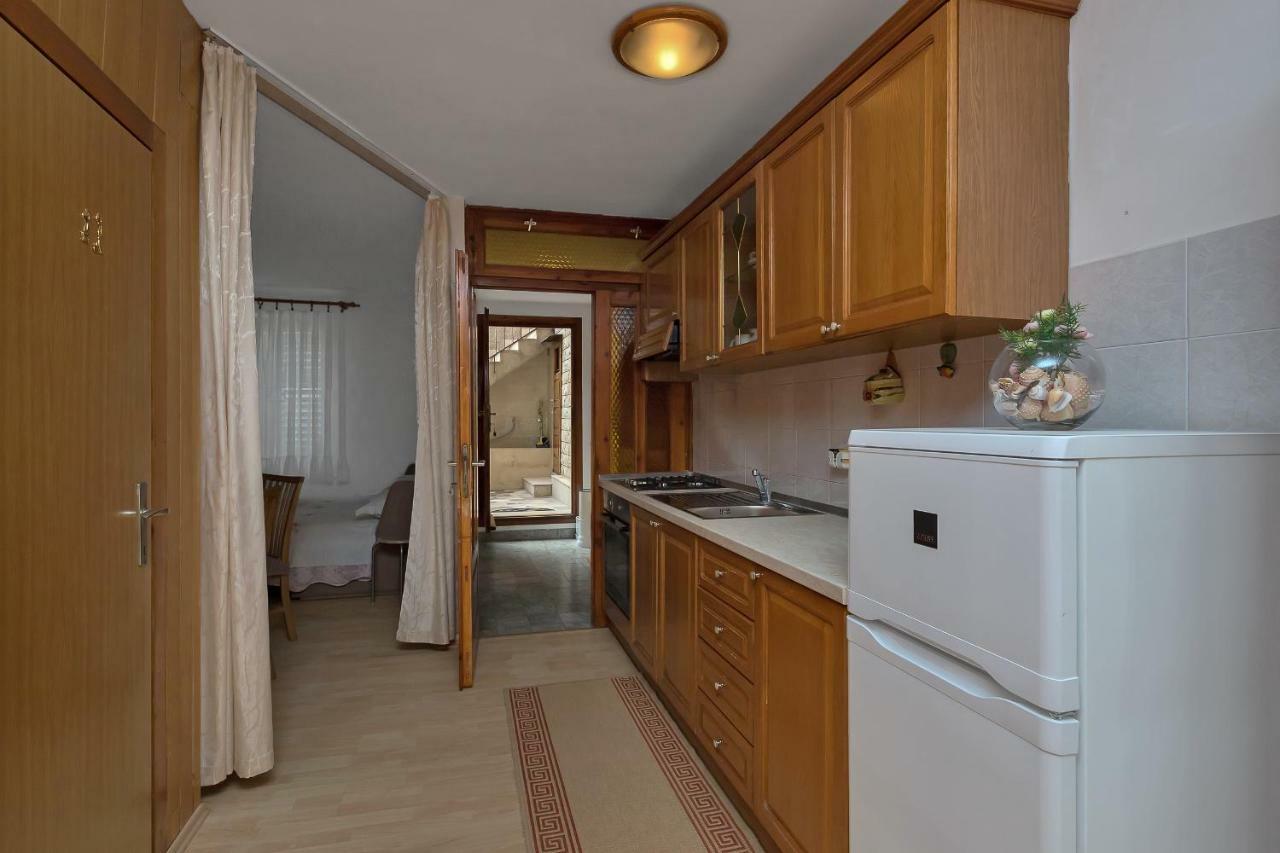 Apartments Marija Makarska Exteriör bild