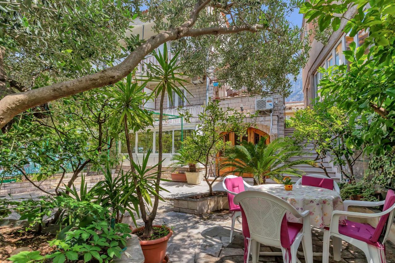Apartments Marija Makarska Exteriör bild